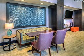 Hampton Inn & Suites Wixom