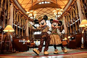 Disney Explorers Lodge
