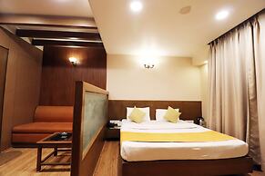 Hotel Rajhans Regent