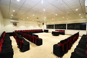 Hotel Rajhans Regent