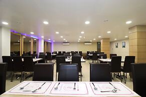 Hotel Rajhans Regent