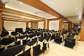 Hotel Rajhans Regent