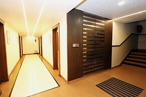 Hotel Rajhans Regent