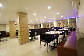 Hotel Rajhans Regent