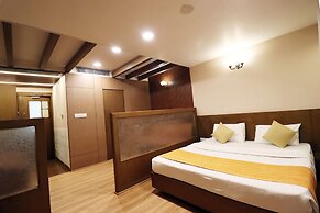 Hotel Rajhans Regent