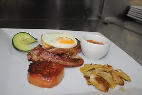 Shearwater Explorers Village