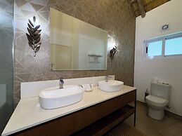 Shearwater Explorers Village