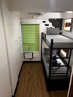 Outpost Beach Hostel - Adults Only