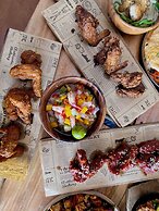 Outpost Beach Hostel - Adults Only