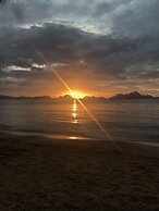 Outpost Beach Hostel - Adults Only