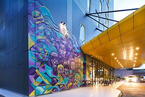 YELLO Hotel Manggarai Jakarta