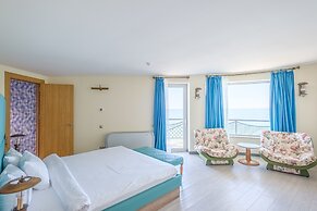 Castello Mare Hotel & Wellness Resort