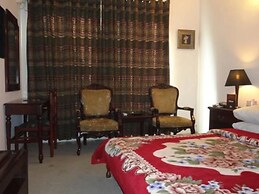 Shelton Green's Hotel