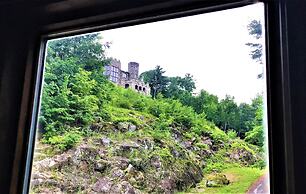 HIGHLANDS CASTLE overlooking Lake George.. plus 2 other Castles!