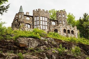 HIGHLANDS CASTLE overlooking Lake George.. plus 2 other Castles!