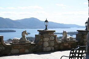 HIGHLANDS CASTLE overlooking Lake George.. plus 2 other Castles!