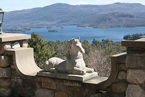 HIGHLANDS CASTLE overlooking Lake George.. plus 2 other Castles!