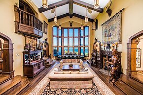 HIGHLANDS CASTLE overlooking Lake George.. plus 2 other Castles!