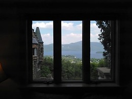 HIGHLANDS CASTLE overlooking Lake George.. plus 2 other Castles!