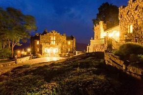 HIGHLANDS CASTLE overlooking Lake George.. plus 2 other Castles!