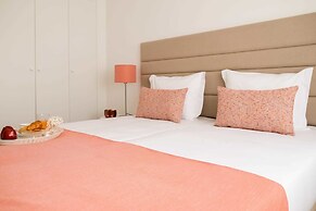 Simon Guest Apartments