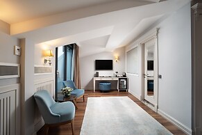 The Time Hotel Marina