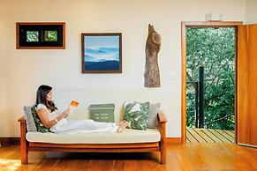 TreeCasa Hotel & Resort