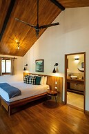 TreeCasa Hotel & Resort