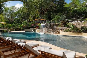 TreeCasa Hotel & Resort