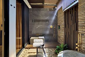 TreeCasa Hotel & Resort