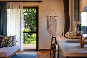 TreeCasa Hotel & Resort