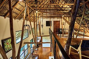 TreeCasa Hotel & Resort