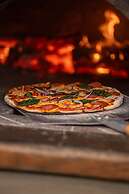 TreeCasa Hotel & Resort