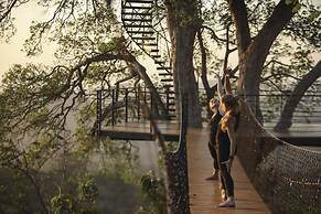 TreeCasa Hotel & Resort