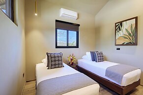 TreeCasa Hotel & Resort