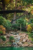 TreeCasa Hotel & Resort