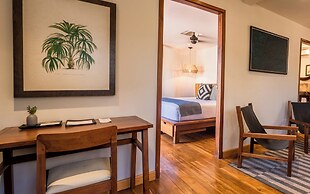 TreeCasa Hotel & Resort