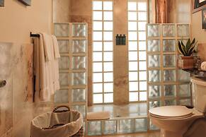 TreeCasa Hotel & Resort