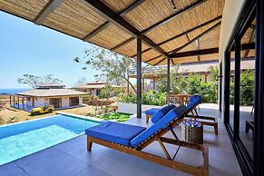 TreeCasa Hotel & Resort