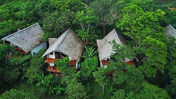 TreeCasa Hotel & Resort