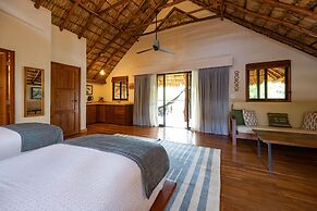 TreeCasa Hotel & Resort