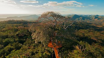 TreeCasa Hotel & Resort