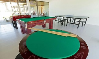 Flat Nui Supreme Beach Living