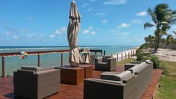 Flat Nui Supreme Beach Living