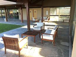 Flat Nui Supreme Beach Living