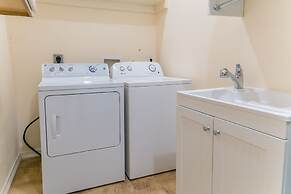 Carondelet Street Modern Suites