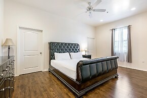 Carondelet Street Modern Suites