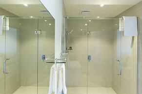 2 on Whiteleigh and 239 on Lincoln Motel