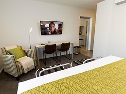 2 on Whiteleigh and 239 on Lincoln Motel