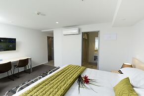 2 on Whiteleigh and 239 on Lincoln Motel